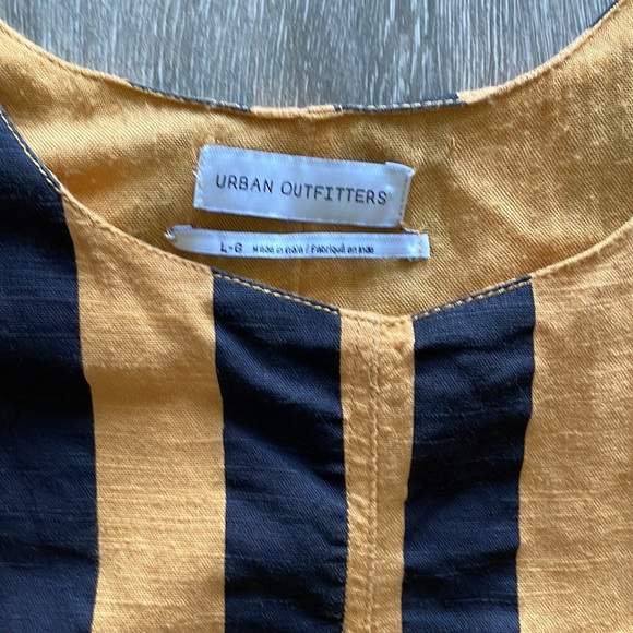 Urban outfitters overalls dress - Picture 3 of 5